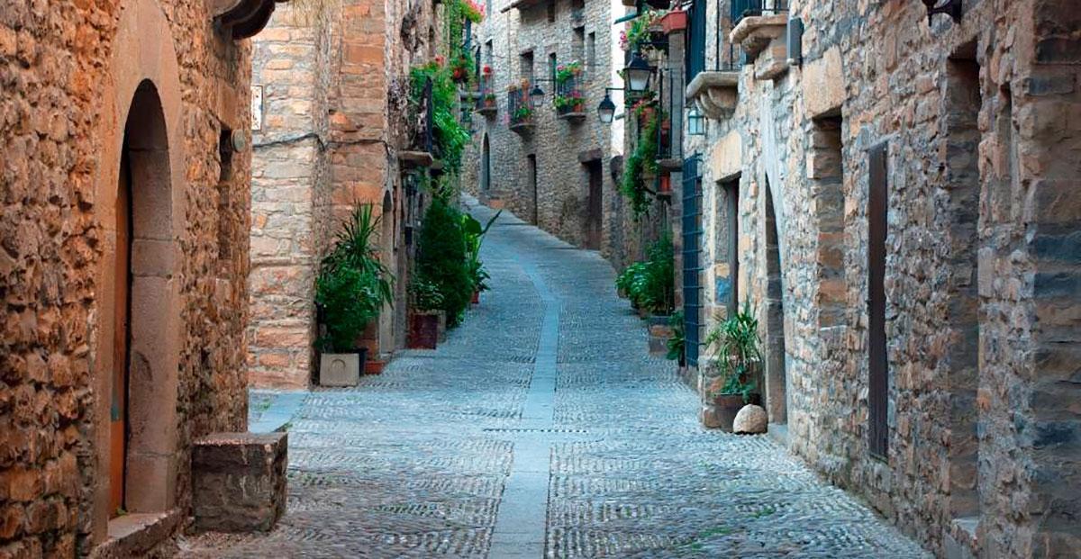 Aínsa, a town near Ordesa in Huesca, Spain